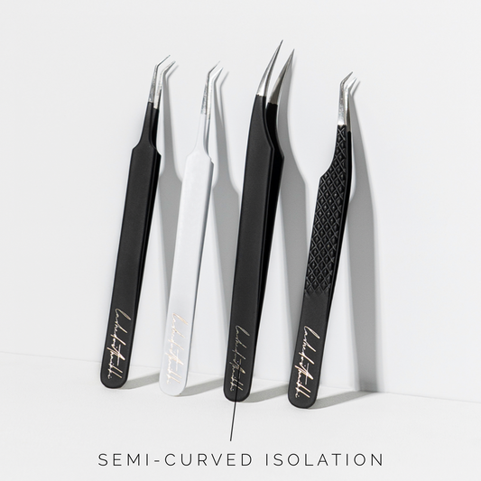SEMI-CURVED ISOLATION